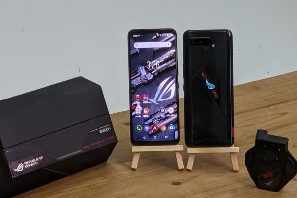 值得升级吗？华硕电竞机皇ROG Phone 5s Pro 开箱 3大重点实测