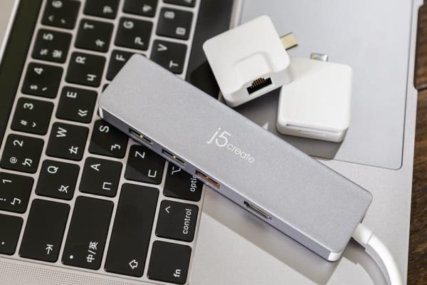 j5create 凯捷极限高速 USB3.1 Gen2 USB-C 模组化9合1 Hub开箱