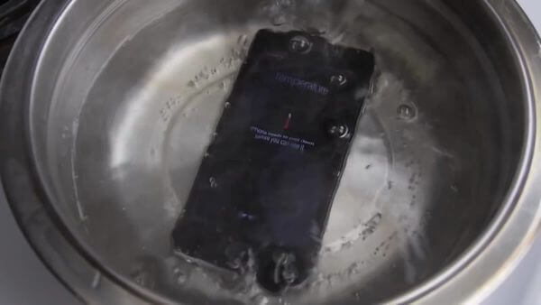 iPhone17充电发热原因及解决方案