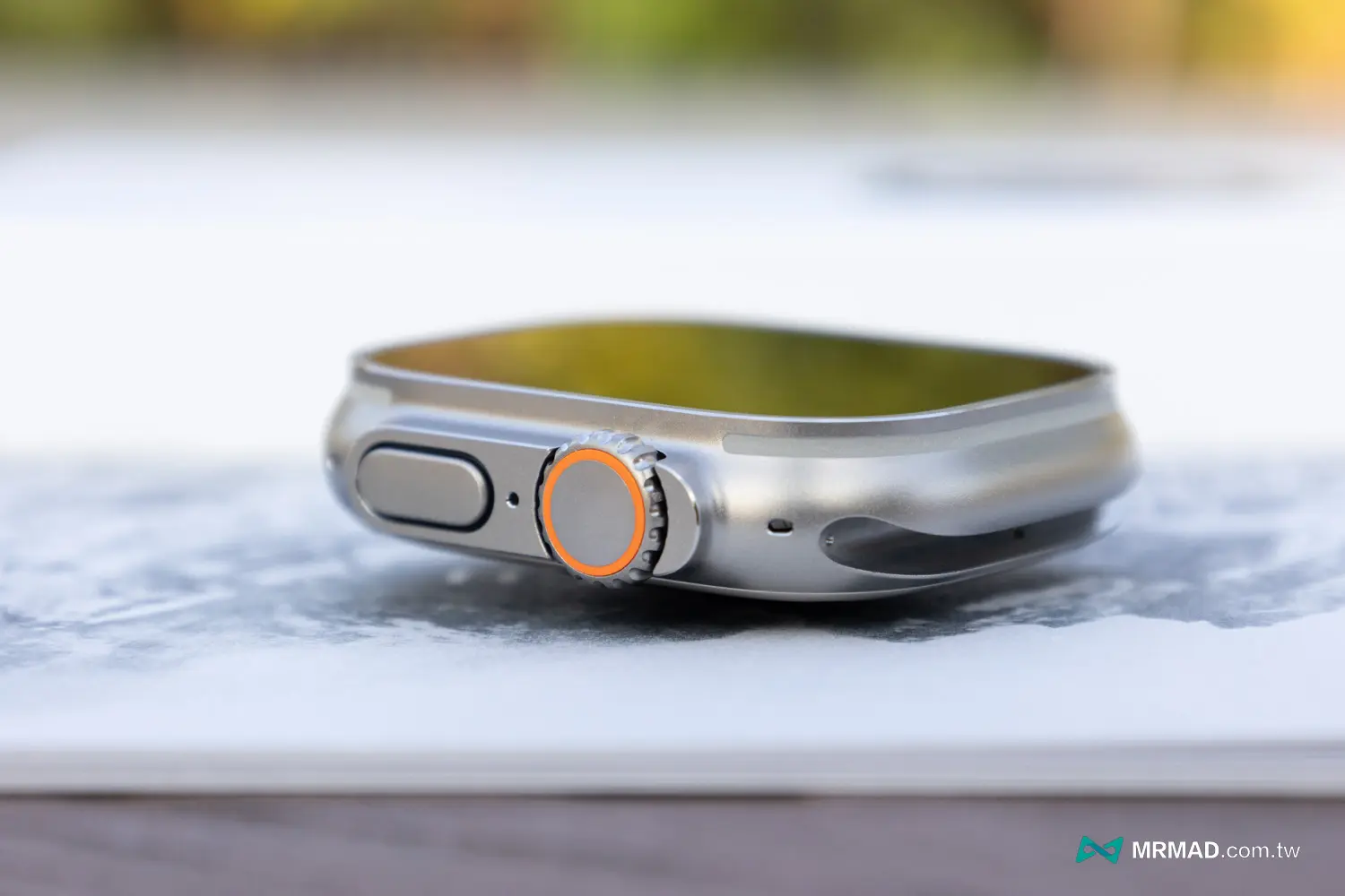 Apple Watch Ultra 时尚工业设计3